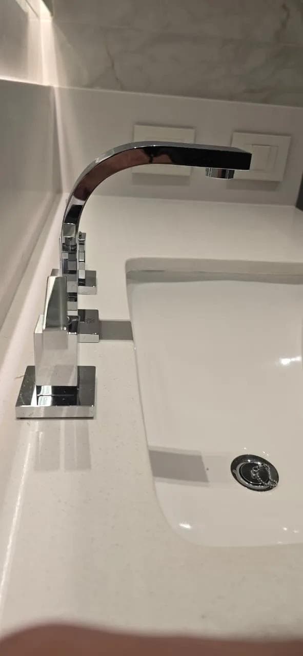 Grifería monocomando de baño